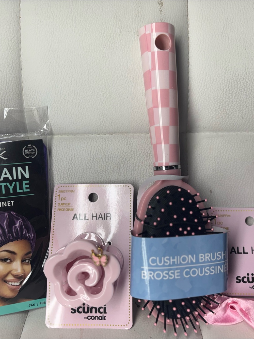 scunci Pink Check-Pattern Cushion Hair Brush with Matching Pink Clip
